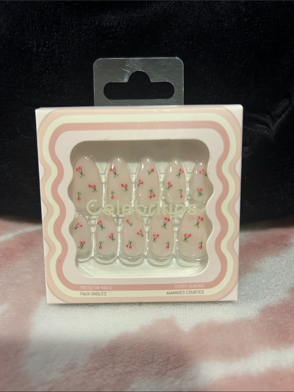 Celebritips press on nails. Dainty cherry
